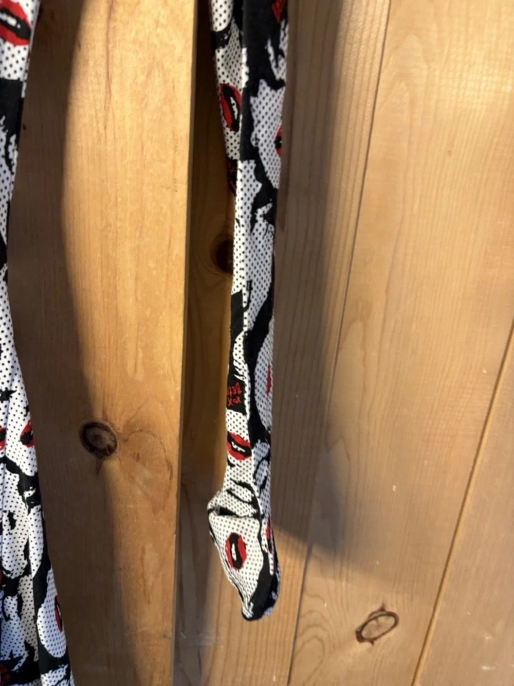 Betsey Johnson Black & White Pop-Art Face Print Midi Dress with Red Lips - Picture 4 of 15